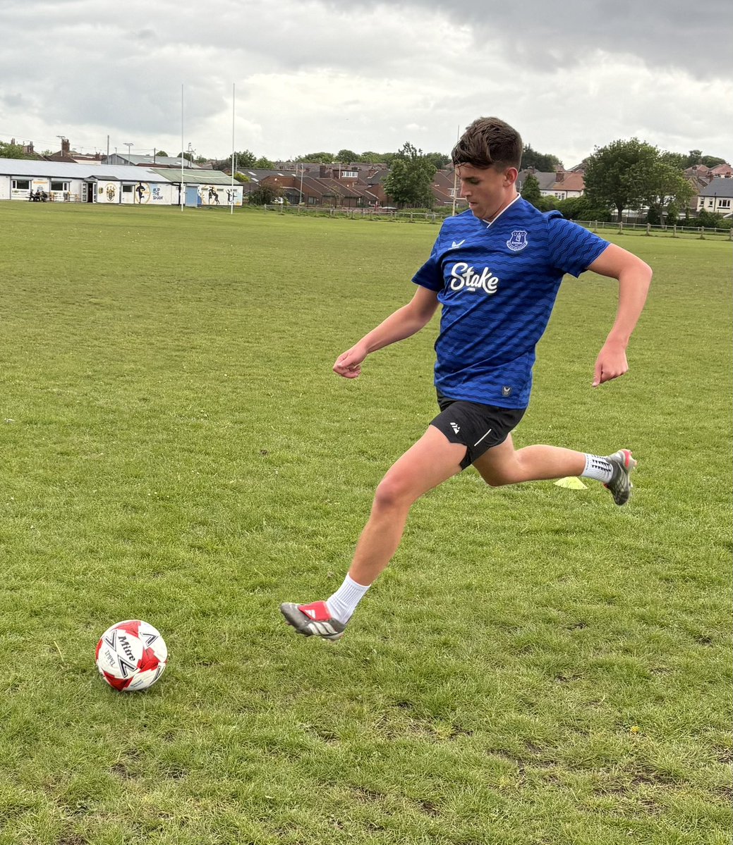 Blossom skills football coaching tweet media