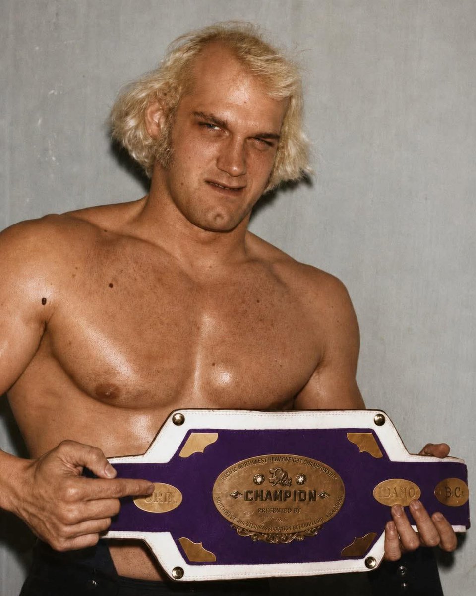 Wrestling World In His Hands tweet media