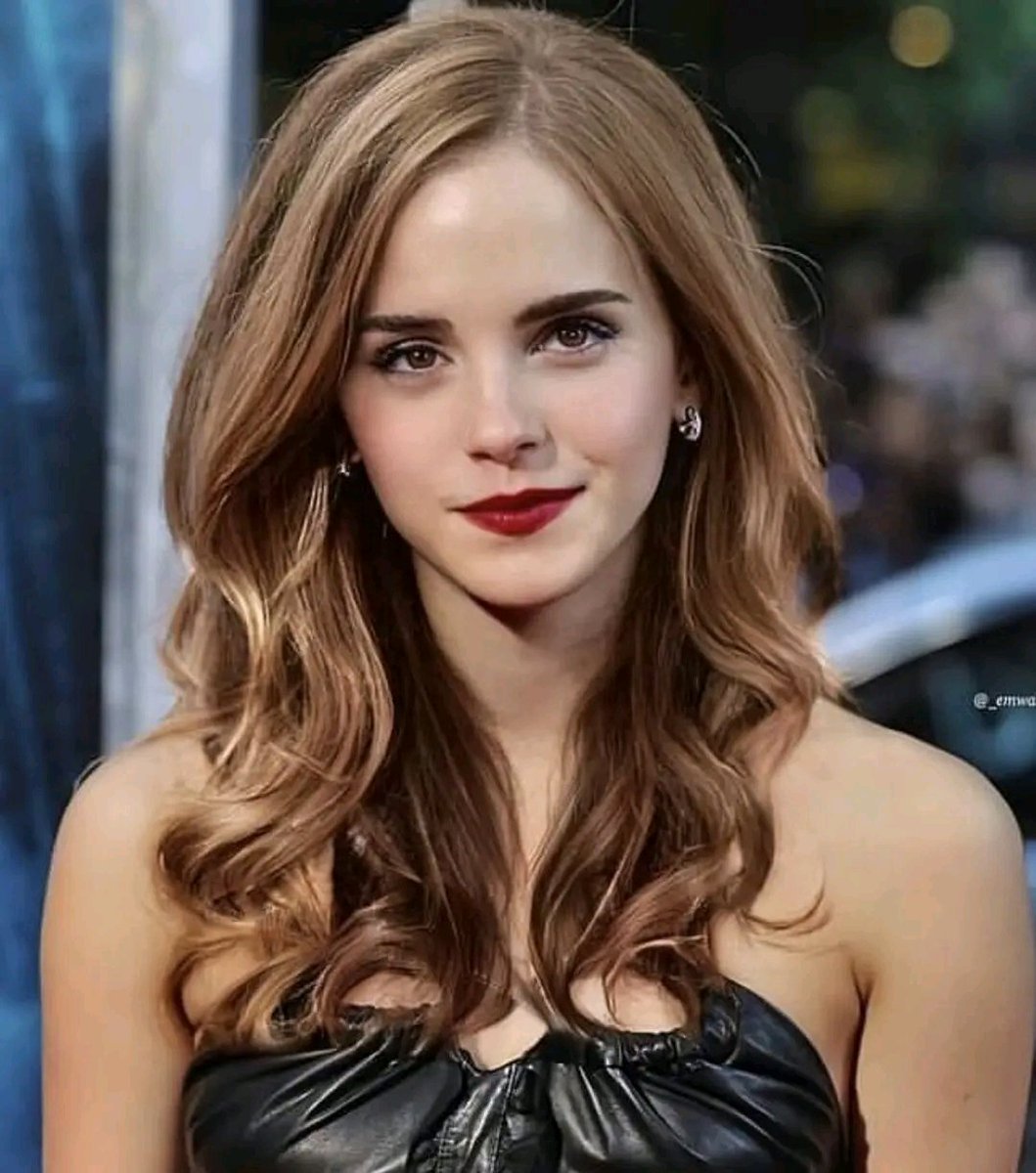 Emma Watson tweet media