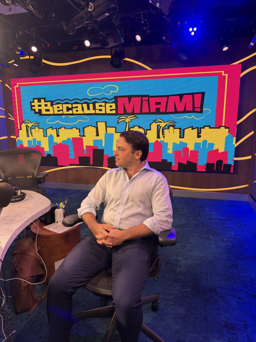 RichardLamondin's tweet photo. #becausemiami https://t.co/TZZpgFTobB