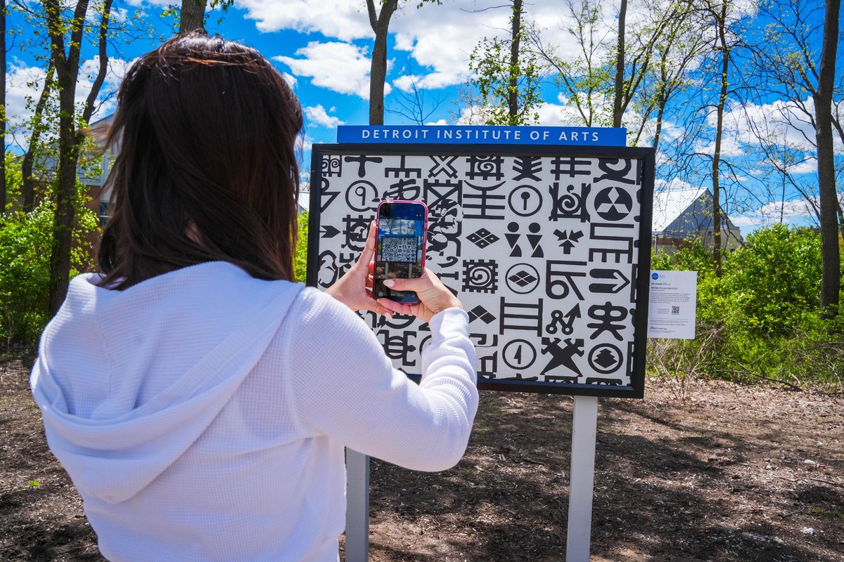 LawrenceTechU's tweet photo. LTU is proud to host the Detroit Institute of Artsโ Inside|Out program! For the next several months, five reproductions of world-renowned artworks from the DIA will be displayed on campus. ๐จ
Be sure to check them out! ๐
โจ Be curious. Make magic. โจ
#WeAreLTU #DIAInsideOut https://t.co/qkiWxLofQ8