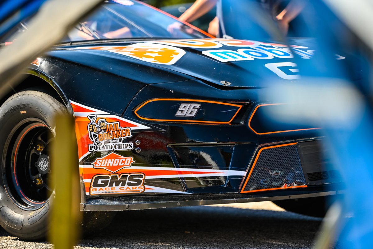 SpencerDavis_29's tweet photo. Two races in three days on tap this week. Our @nexusracingco, @GMSracecars entry is ready to rock after some hard work in the shop. 💪

📆 Thursday - @racewithstars at @hickoryspeedway 
📆 Saturday - Southern Super Series at Tri County https://t.co/cFISN6L8Ly
