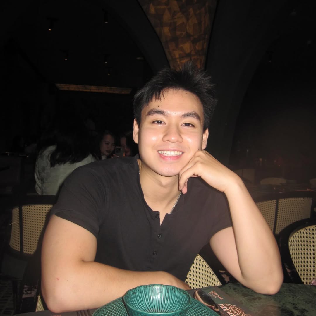 Minh Hùng tweet media