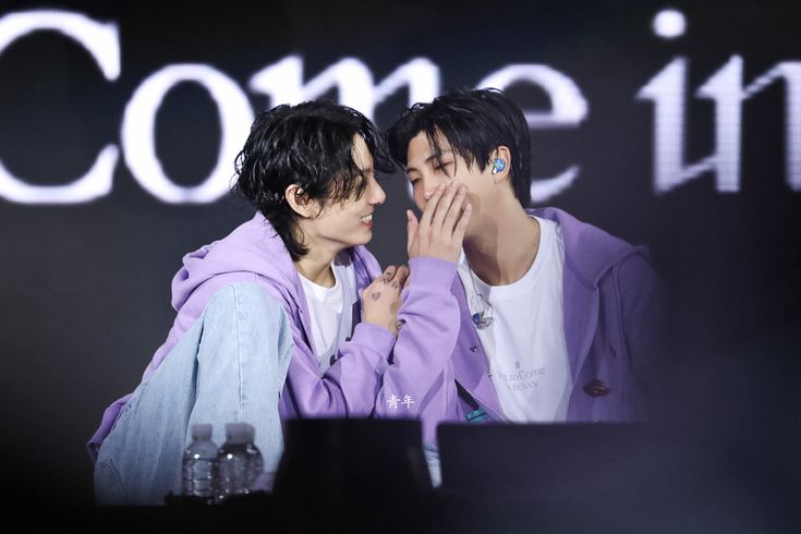 Namkook_delulul's tweet photo. My babies 💜 https://t.co/nJscqm9Dob