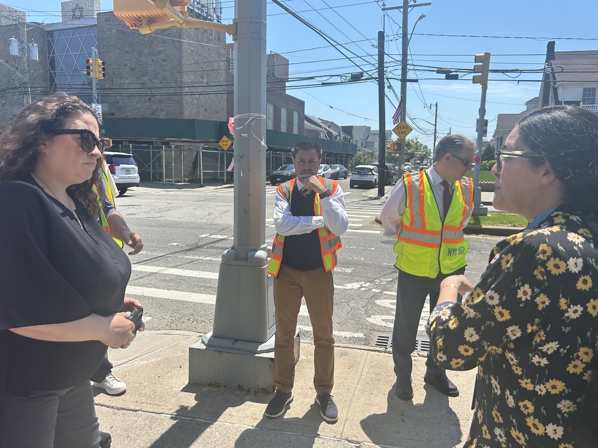Joann Ariola NYC Council District 32 tweet media