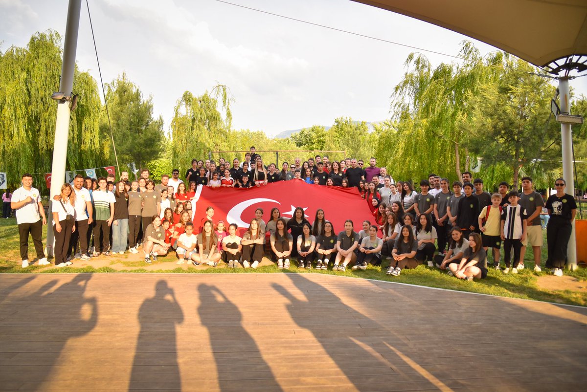 manisabbsk's tweet photo. Manisa BBSK ailesi olarak, 19 Mayıs Atatürk’ü Anma, Gençlik ve Spor Bayramı’nı Atatürk Kent Parkı’nda büyük bir gururla kutladık! 🇹🇷✨

https://t.co/BMHRZhUWsM https://t.co/YRiBLb3Uz3