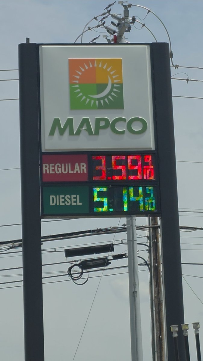 BillGatesOHell's tweet photo. All the crybabies winning about $5-$7+ gas live in the wrong state. Complain to your blue state Governor about how they add $1.50 in bs state taxes and climate fees.
#GasPrices #Tennessee #RedState https://t.co/tehlaUkURo