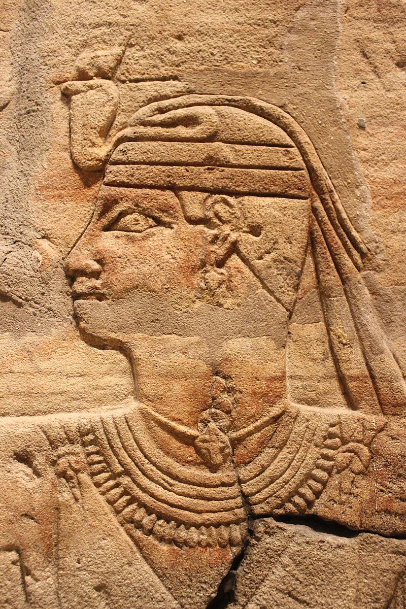 SudaneseCulture's tweet photo. Pharaoh Taharqa, 25th Dynasty. 
Ashmolean Museum, Oxford UK

#SudaneseCulture #ثقافة_سودانية https://t.co/XDV5ArwTFs
