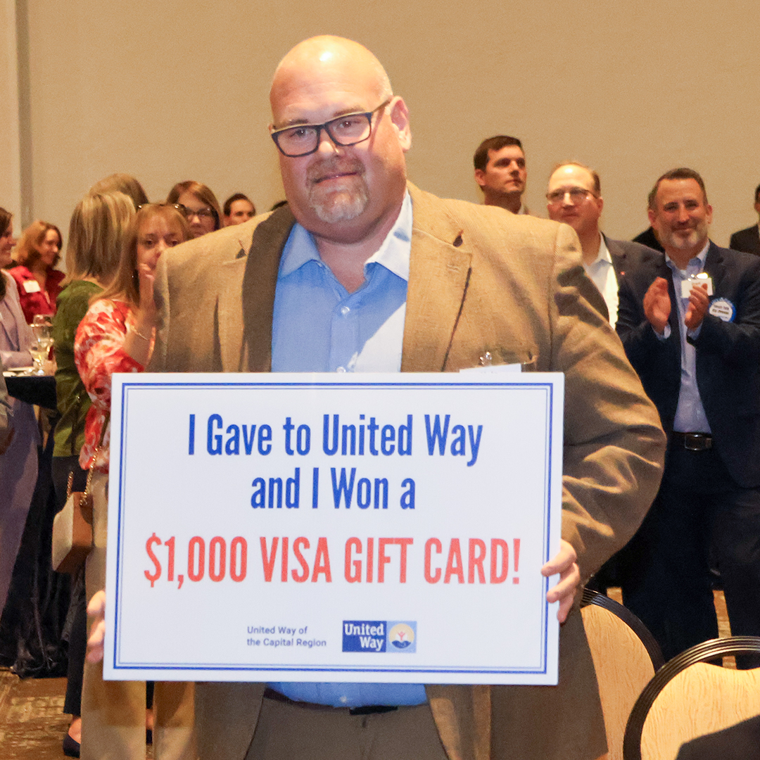 UnitedWayCapReg's tweet photo. Congrats to Nate Greenawalt from @psea, winner of a $1,000 Visa Gift Card from @encompasshlth Rehabilitation Hospital of Mechanicsburg. He was eligible for the prize because he donated $182 or more to our 2025 campaign. #unitedistheway https://t.co/CgrFEZfOK5