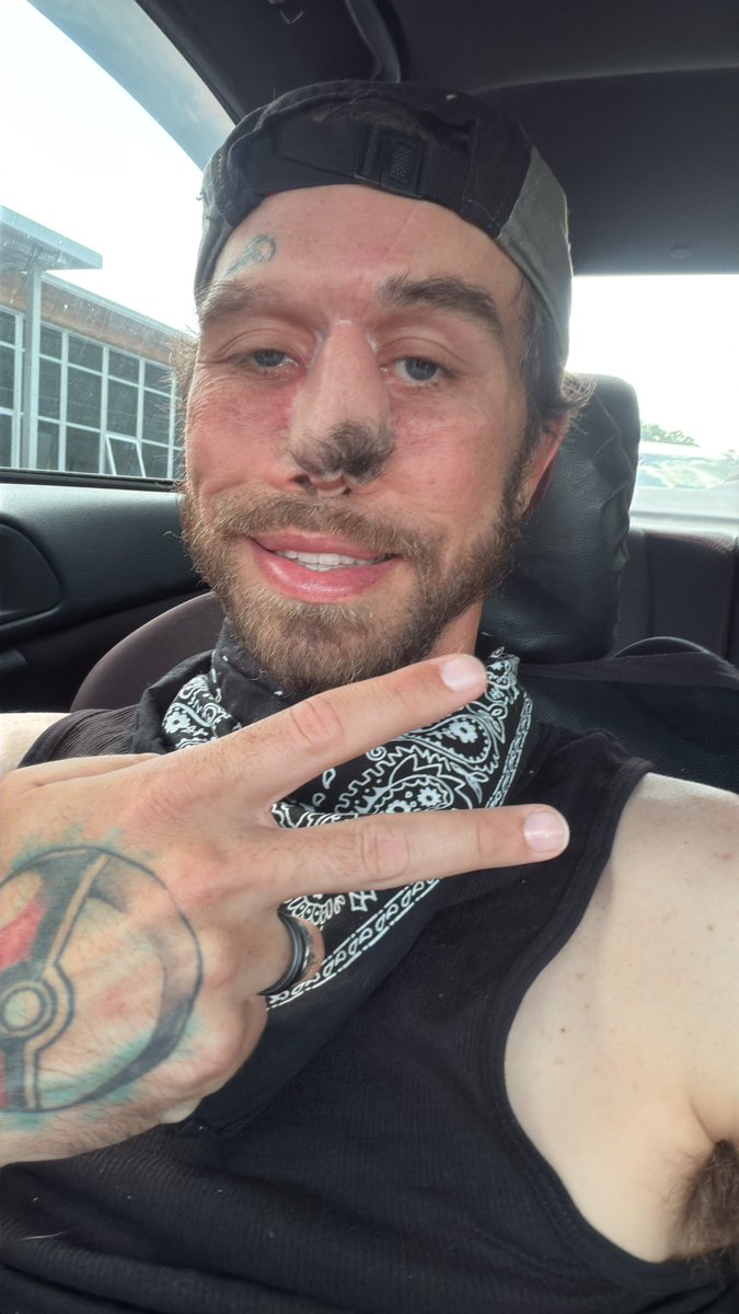 Derrick tweet media