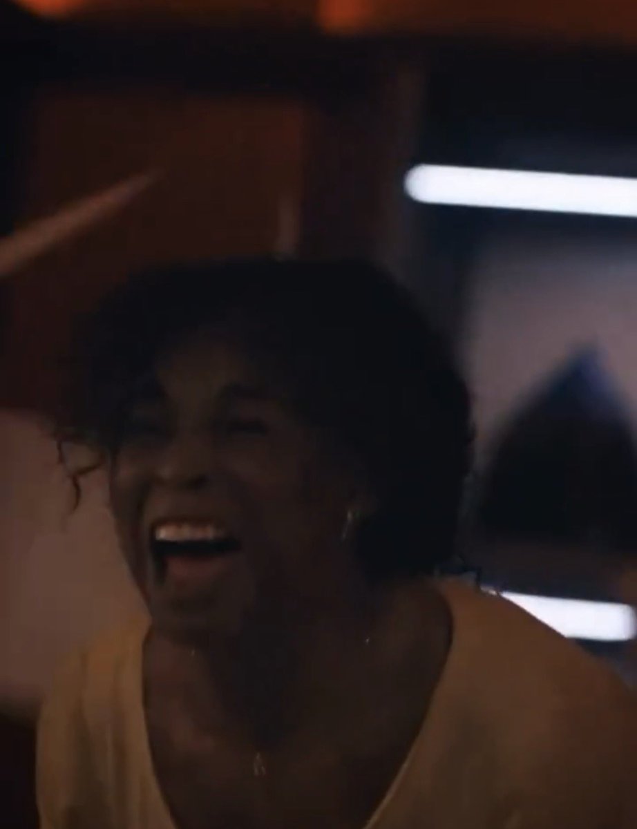 Countmcnug's tweet photo. CLAUDIA IS COMING BACK TO HAUNT THE NARRATIVEEEEEEE https://t.co/V9CNNNH2qw
