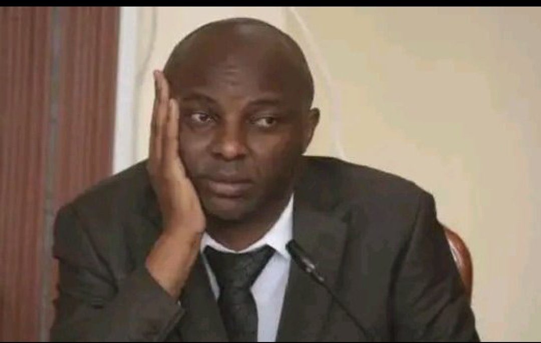waragoswe_'s tweet photo. Abantu muheruka gusomana baracyasoma kumunwa cg byarahindutse 😭💔🤌🏾 https://t.co/qfbWPBwPdA