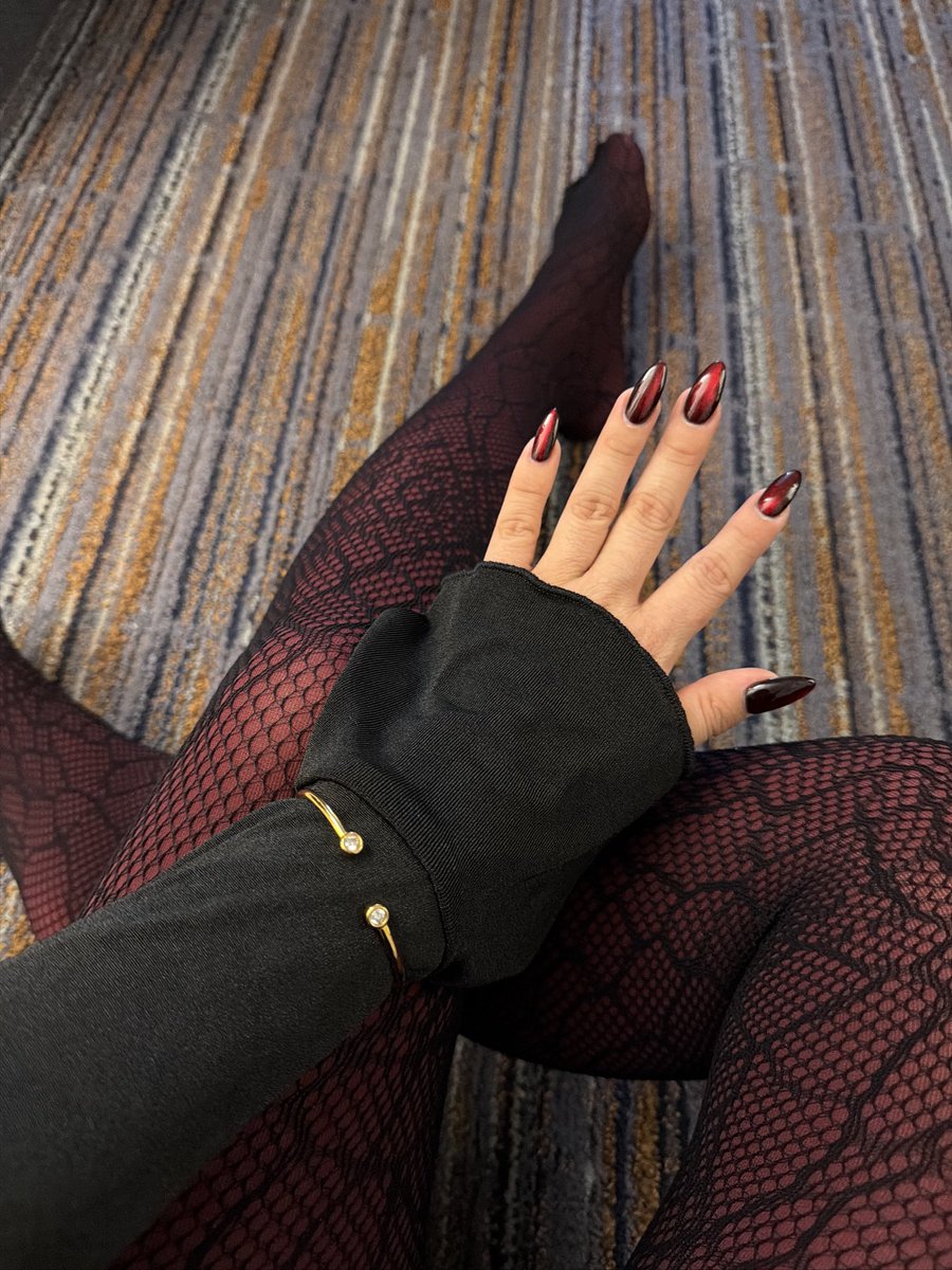 DAY 🕷️ tweet media