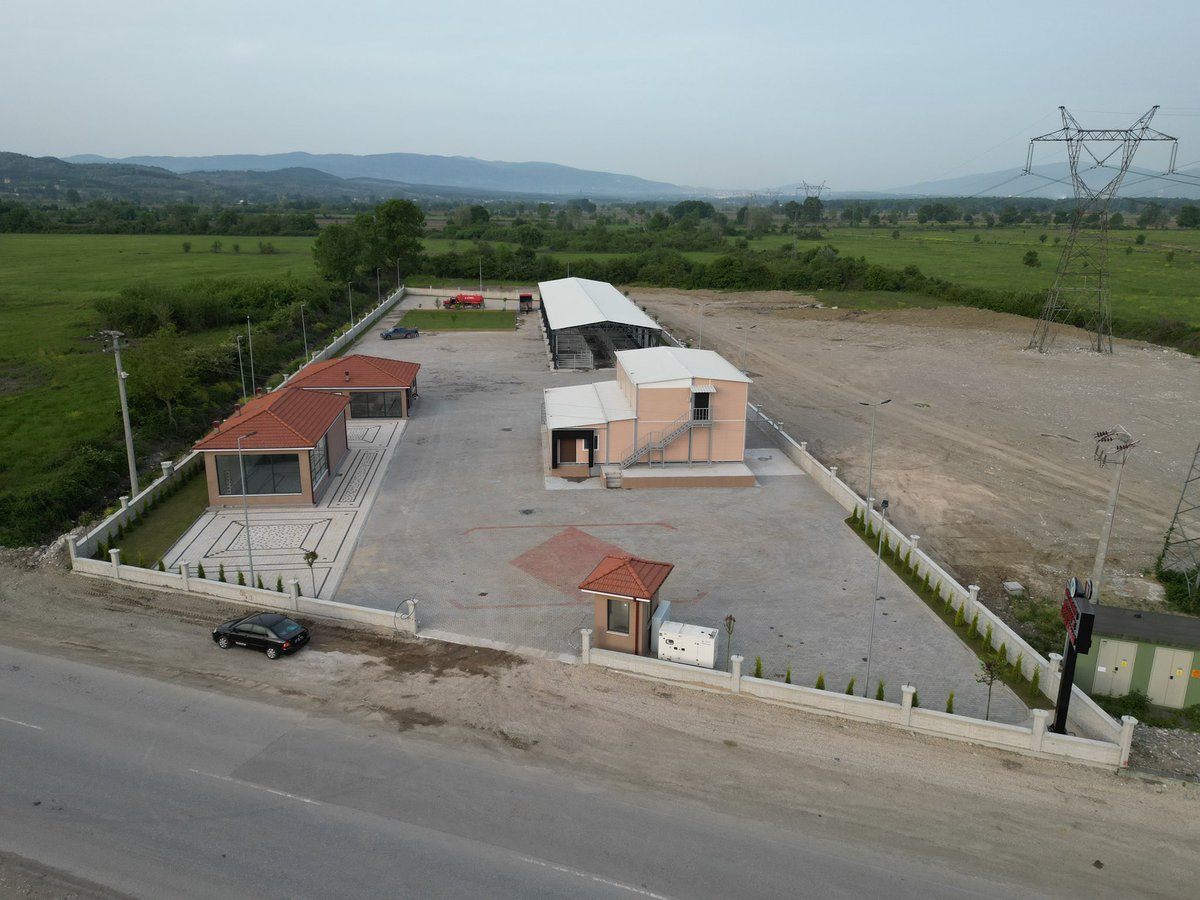 akyazibld's tweet photo. Vatandaşlarımızın dikkatine

Akyazı Belediyesi Mezbaha ve Canlı Hayvan Borsası yarın ( Çarşamba) günü açıktır. 

Hijyen ve temizlik kurallarının ön planda tutulduğu tesisimizde, vatandaşlarımız hayvan alım- satım işlemlerini rahatlıkla yapabilirler. https://t.co/Bah3h0j1Vc