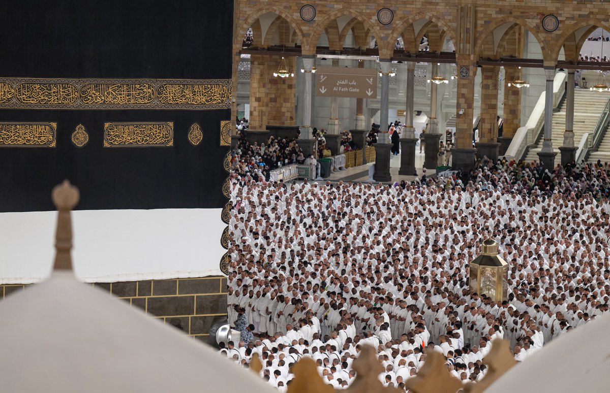 AlharamainSA's tweet photo. من كل فجٍ عميق.. مشهدٌ تهفو له القلوب في رحاب #المسجد_الحرام 

#حياكم_الله https://t.co/oAluyPKazW