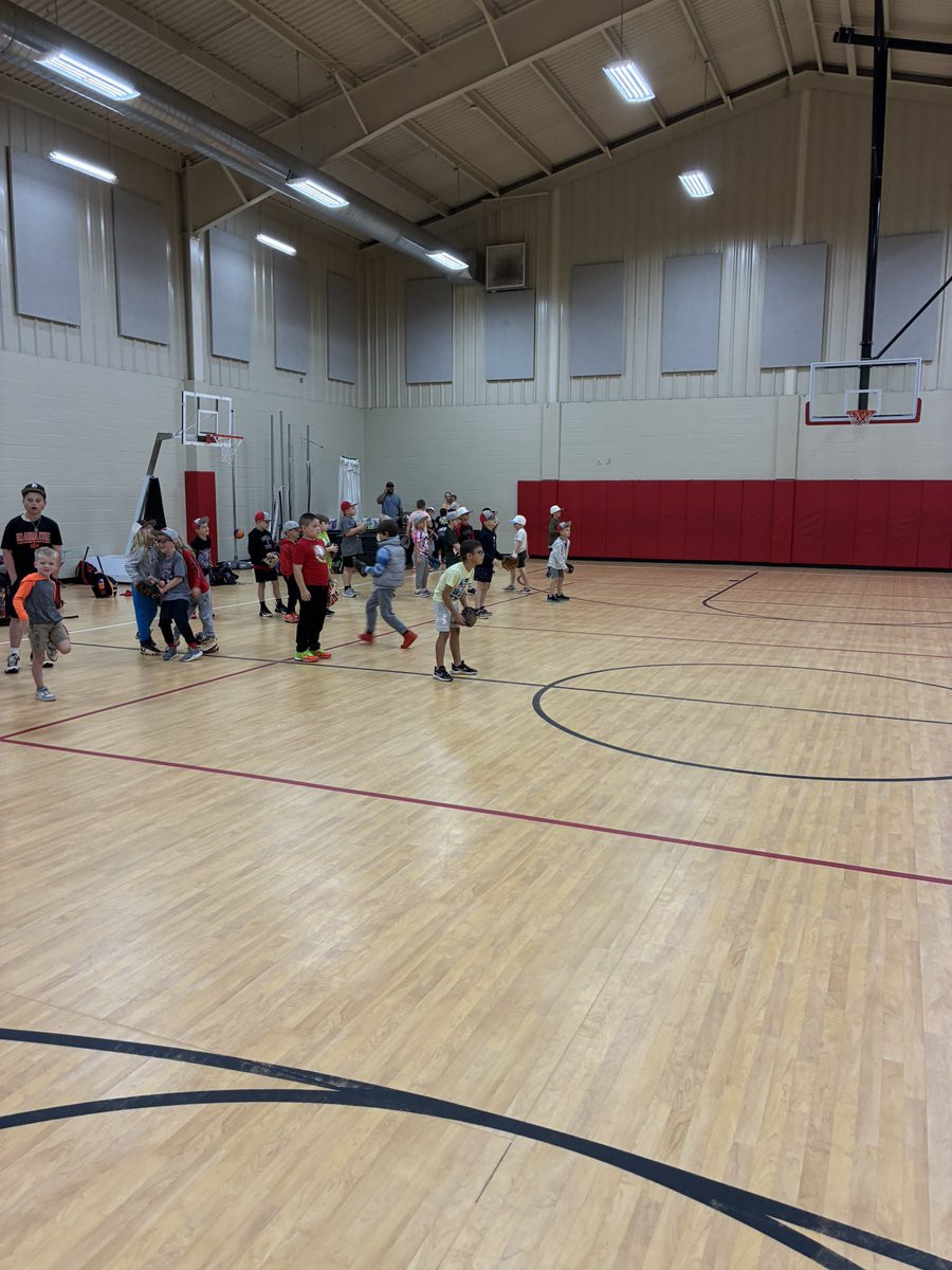 BaseballPurcell's tweet photo. First day of the little kids baseball camp. Weather threw a curveball at us but we made the most of it in the indoor. Kids were having fun. https://t.co/uDfCL2OTkj