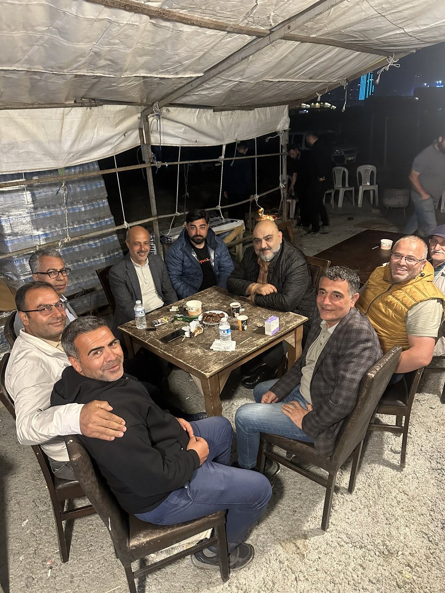 2727mmg2727's tweet photo. İstanbul/Avcılar Kurban Pazarı esnafları ile sohbet ediyoruz. https://t.co/IzDUYGZXDz