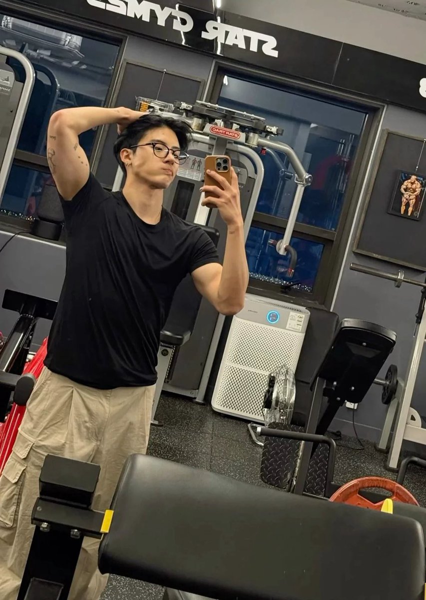 eric tweet media