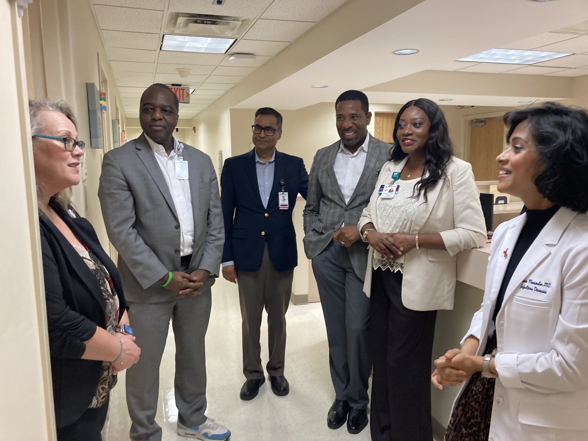 MethodistHlth's tweet photo. Recently, a ribbon cutting was held for the opening of Methodist Medical Group’s Infectious Disease Clinic. Home to Dr. Elmarie Alexander and Dr. Shirin Mazumder, the clinic is located at 1325 Eastmoreland Avenue, Suite 360, 901.516.8714. https://t.co/QyKtk2sstt