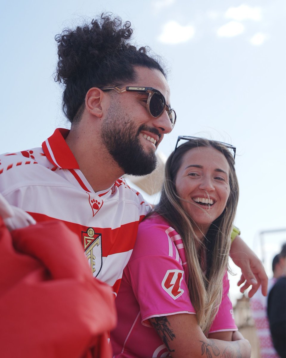Granada CF ❤️⚪️ tweet media