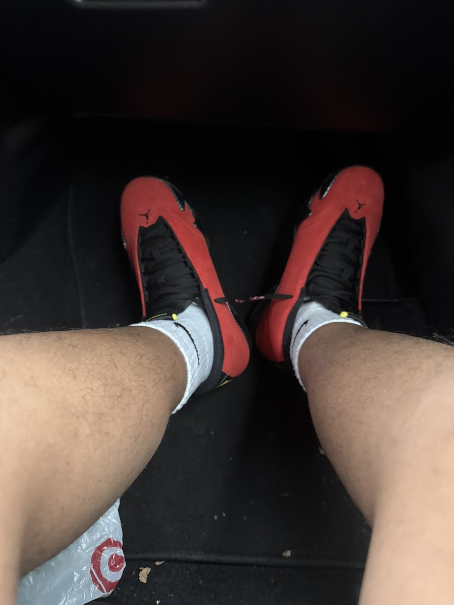 1helloedboy's tweet photo. #pov it’s been a lil whileeeee https://t.co/RNqPCHp4ez