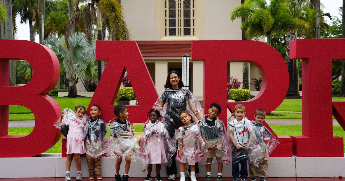 Barry University tweet media