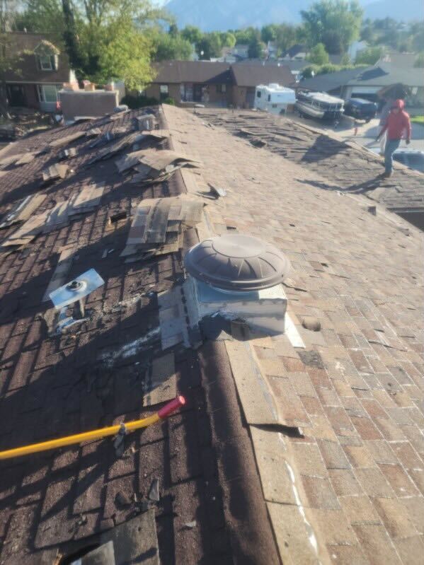 EagleRidgePros's tweet photo. New CertainTeed roof installed in Sandy, Utah.
Full tear-off.
Clean install.
Roofing done right.
๐ฌ Comment QUOTE
#SandyUtah #UtahRoofing #CertainTeed https://t.co/Cov43uTeDk