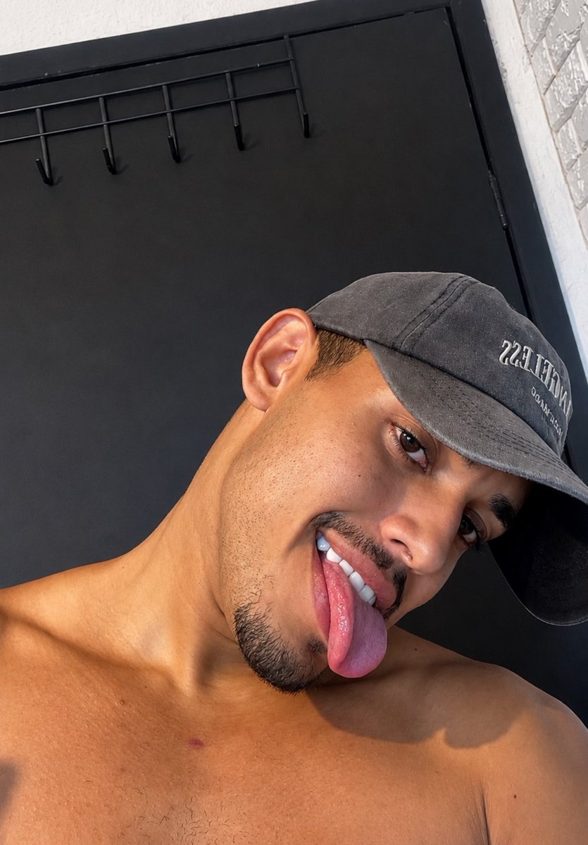 luccation_'s tweet photo. Posso? 🥹 https://t.co/PHZfTRmM9s