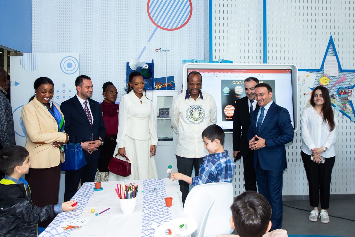 koseahm's tweet photo. Birleşmiş Milletler’in Dünya Şehircilik Forumu’nun 13. Oturumu’na #WUF13 katılmak amacıyla Bakü’de bulunan Esvatini Kralı III. Mswati başkanlığındaki heyet, bilim merkezimizi ziyaret ederek merkezimizin faaliyetleriyle tanıştı.
🇹🇷🇸🇿🇦🇿 https://t.co/AoYuYFOI7P