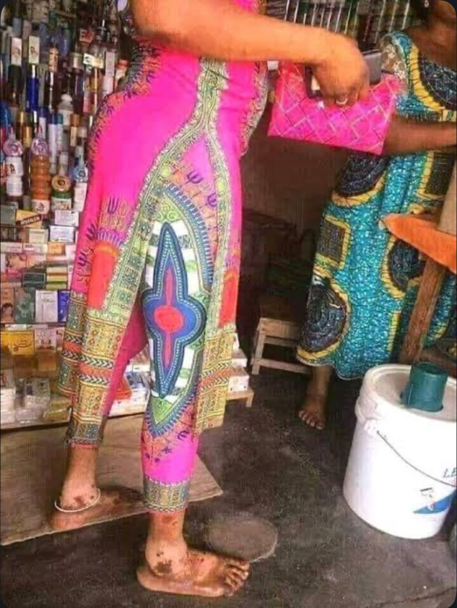 Jones11533122's tweet photo. @Adekoya__Tobi @treazyblaq @Adekoya__Tobi , your papa, tell your stupid yaribaboon elders and bitches to stop bleaching oooo, Eleribu, you be igbo slayer but you dry run block 😂😂 bastard https://t.co/6Wxvx8Woaj