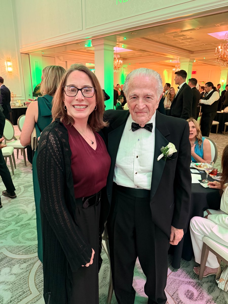 CarylComm's tweet photo. Congratulations to all the #honorees, and especially @PrismCapital's Ed Cohen, recipient of the Charles Klatskin #LifetimeAchievement #Award, and Crow Holding’s Development’s Clark Machemer @NELogisticsInd for his Industry Impact Award. https://t.co/TO8Mi0t1pu