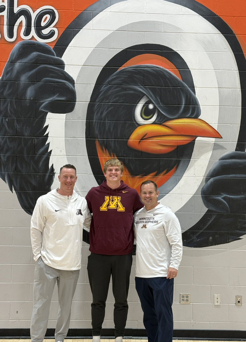 Drake_Mikkelsen's tweet photo. Thank you @CoachKoehler and @CoachHarbaugh for stopping at LHS! https://t.co/zY219sF0FC