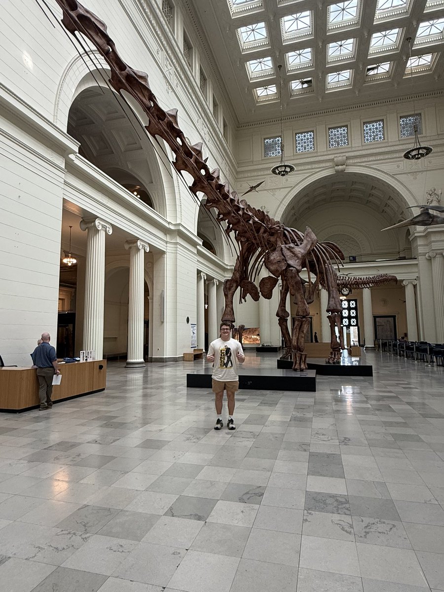 MasonHemenover's tweet photo. Had a great time today while on my class field trip to the Chicago Field Museum! Learning more about our past and having a good time! #perfectionthroughprogress
 
@Ty_Washburn7477 @BrettGuminsky 
@CoachDops @JcurryJoe 
@Coach_Mingo @CoachKarrasJr 
@drewengels @CoachJoeRudolph https://t.co/thAYBEYaox
