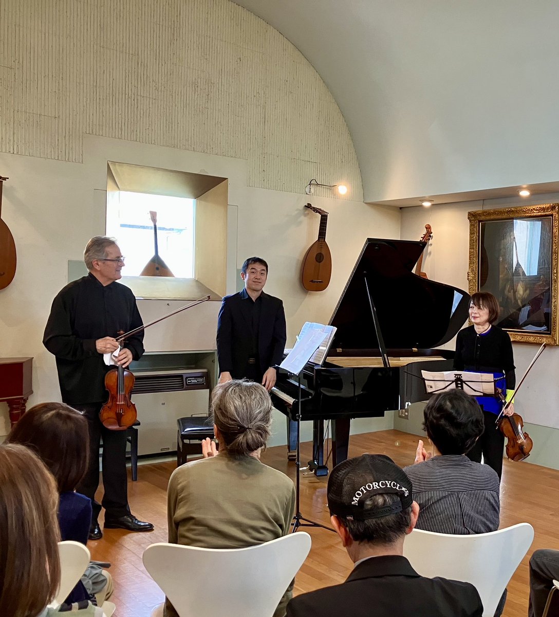Tissimo0925's tweet photo. 5/15(金)、17(日)ゴラン・コンチャル・ヴァイオリン演奏会、終演いたしました🎻ありがとうございました！

中々タフな内容でしたが、世界的オーケストラやピアニストと共演されている方というだけあって、とても合わせやすく、アドバイスも的確でした🎵中澤きみ子さんとのデュオも極上の響きでした✨ https://t.co/a0aOyMSSp2