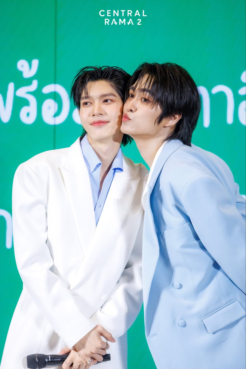 centralrama2's tweet photo. แก้มชิดเลยละ

#DestinyClinicxAouboom #CentralRama2 #อู๋บูม #aouboom https://t.co/EtfG968j3L