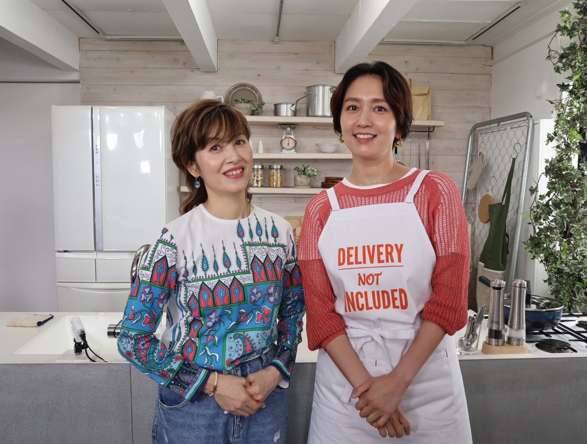 oginome_info's tweet photo. 和田明日香さん、美味しい手料理をご馳走さまでした♡ほろ酔い気分でリラックス・トーク‼️
番組内でご紹介した佐倉の手土産はこちら↓
【ピーナッツバター】🥜
https://t.co/siKoc6PJUg
【ビール】🍺
https://t.co/CXsao1G1mX https://t.co/HHA9akKf9y