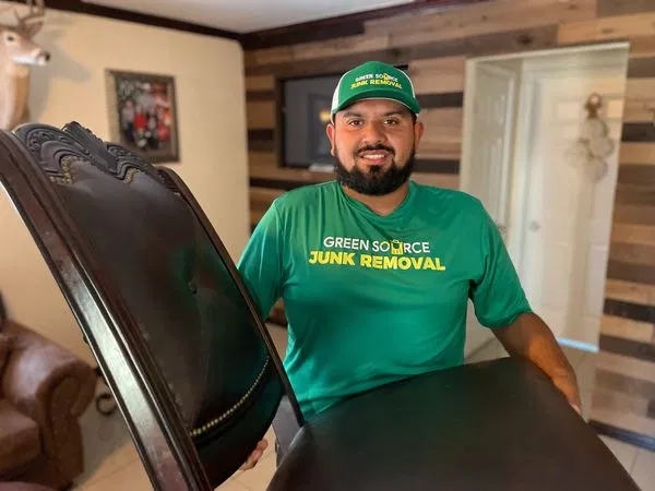 GreenSourceJunk's tweet photo. Selling a home in DFW? 🏡 We help realtors and homeowners get properties market-ready with fast, eco-friendly junk removal.

📞 682-367-8335
🌐 https://t.co/rZElHGQgIW
📧 greensourcejunk@gmail.com

#DFWRealEstate #JunkRemoval #FortWorth #Declutter https://t.co/jJu8LaBr4k