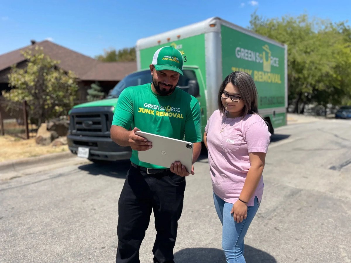 GreenSourceJunk's tweet photo. Day 6: No hidden fees! 🌿 Get same-day service with transparent, flat-rate pricing. We make decluttering easy and honest.

📞 682-367-8335
📧 greensourcejunk@gmail.com
💻 https://t.co/rZElHGQgIW

#JunkRemoval #DFW #EcoFriendly #7DaysOfGreenSpace https://t.co/zXetIGvX2m