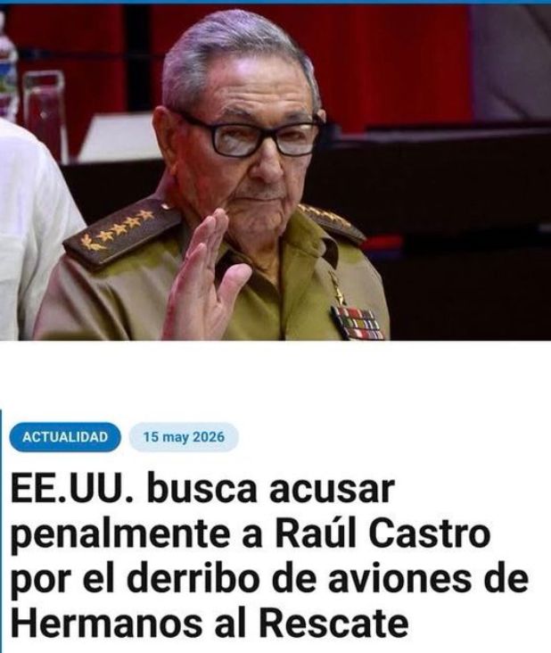 AngelCubaXCuba's tweet photo. Q no se equivoquen con #Cuba y #Raul, porq aquí no "aplicará" nunca el guión d #Venezuela

A Raúl no se le va a dejar solo jamás!
Y no seremos 32, sino millones los q vamos a disparar a quien se atreva; si es q existe alguien con timbales para eso!
#CubaEstaFirme
#QbaD ♥️ https://t.co/6FxhrPSey2