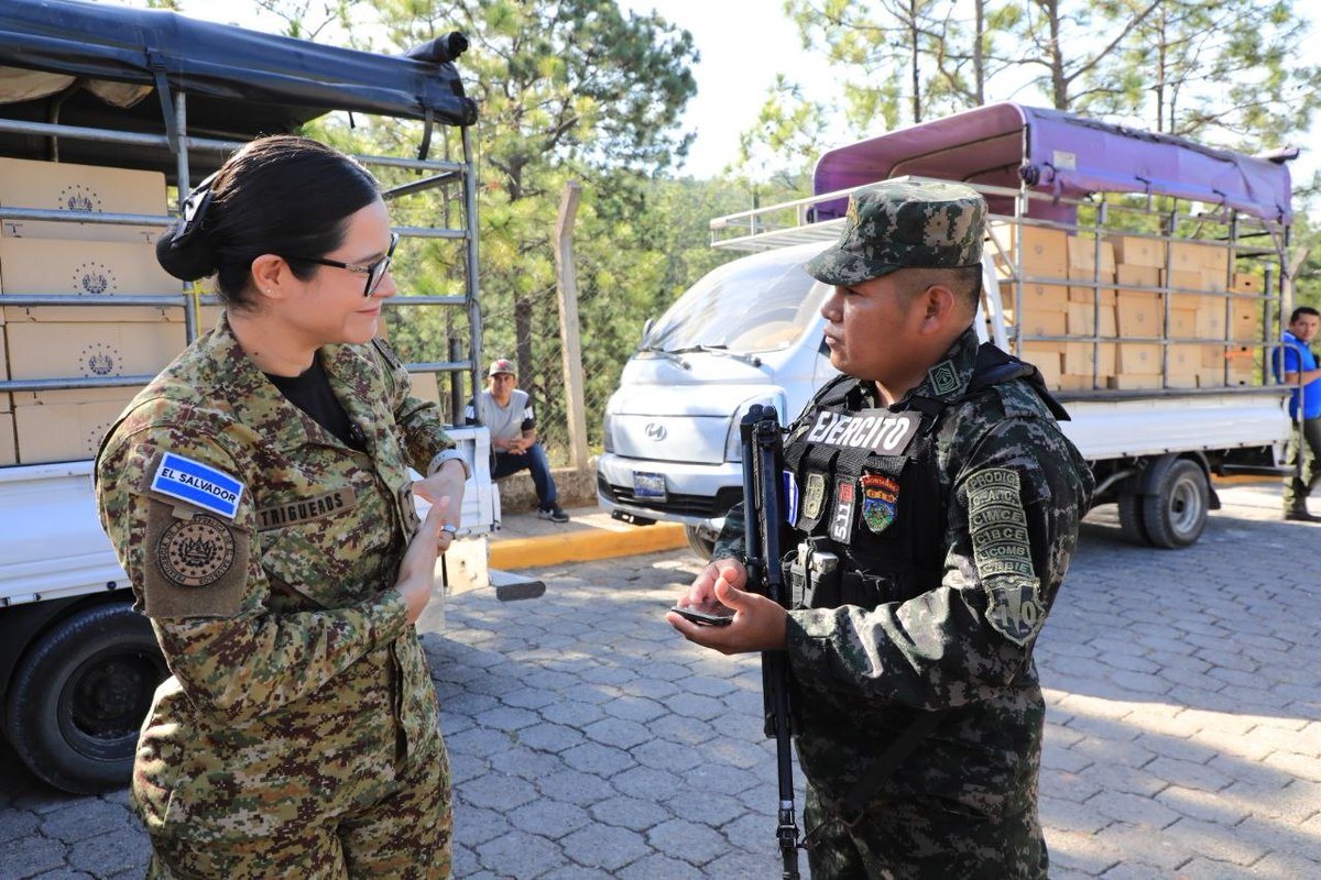 Diario El Salvador tweet media