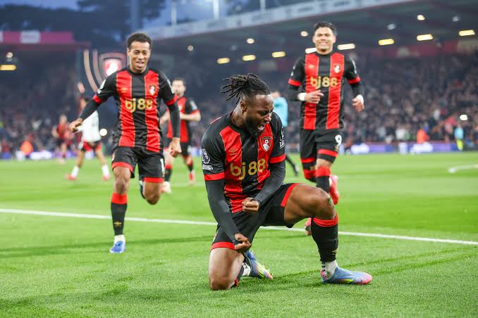 manwillveman's tweet photo. ⚽GIVEWAY⚽

Tonight there’s a match between Tottenham Hotspur and AFC Bournemouth. I want to make some users happy if either team wins. Now comment below which team you think will win.🦁 https://t.co/WlNAsFN9uw
