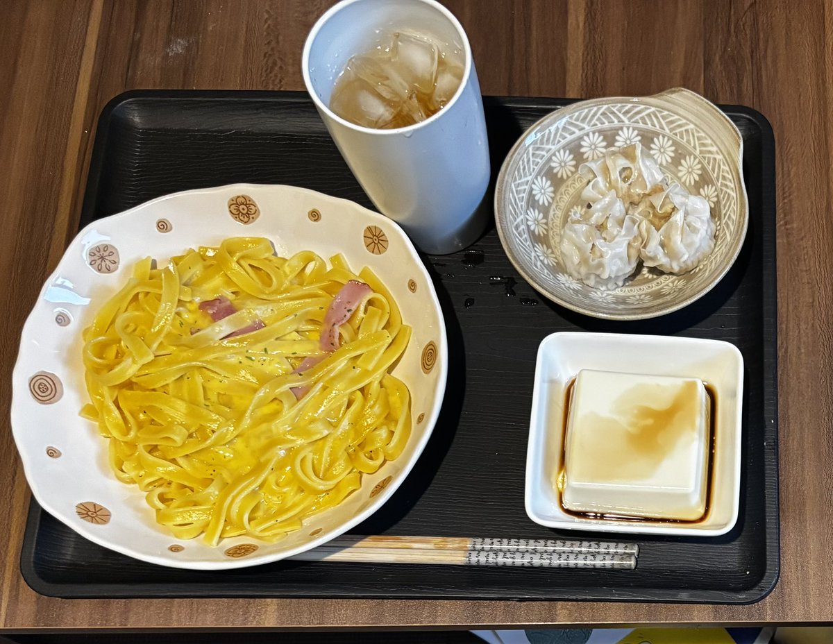 午 tweet media