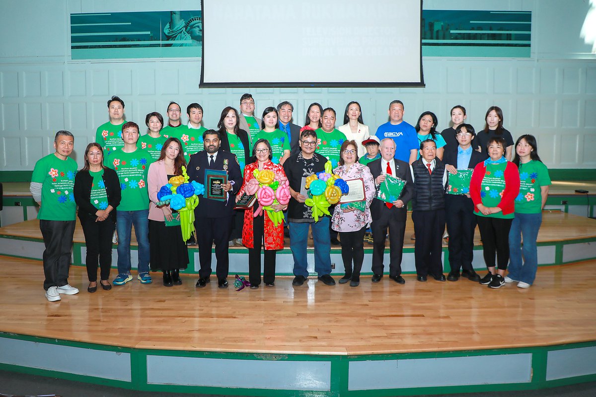 Uca_inc's tweet photo. 🎉 We celebrated Southern Brooklyn Asian American &amp; Pacific Islander Heritage Month and what an unforgettable day it was!

Thank you to the South Brooklyn Asian Coalition who came together with a shared goal of making this great event possible! https://t.co/wzRBDaAeTO