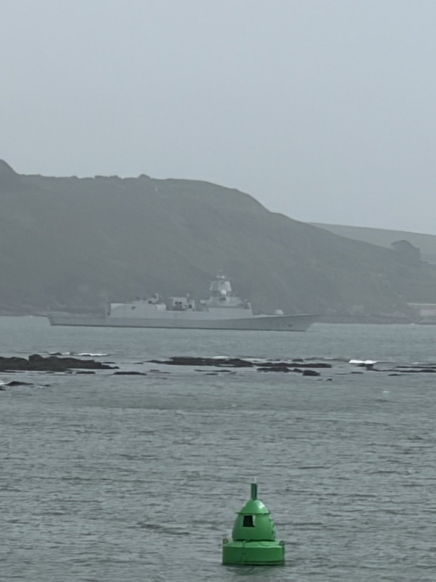Omilton17's tweet photo. @UKForcesTracker @HMSPuncher @HMNBPortsmouth @HMS_Smiter In Plymouth https://t.co/BlmjQQHGnb