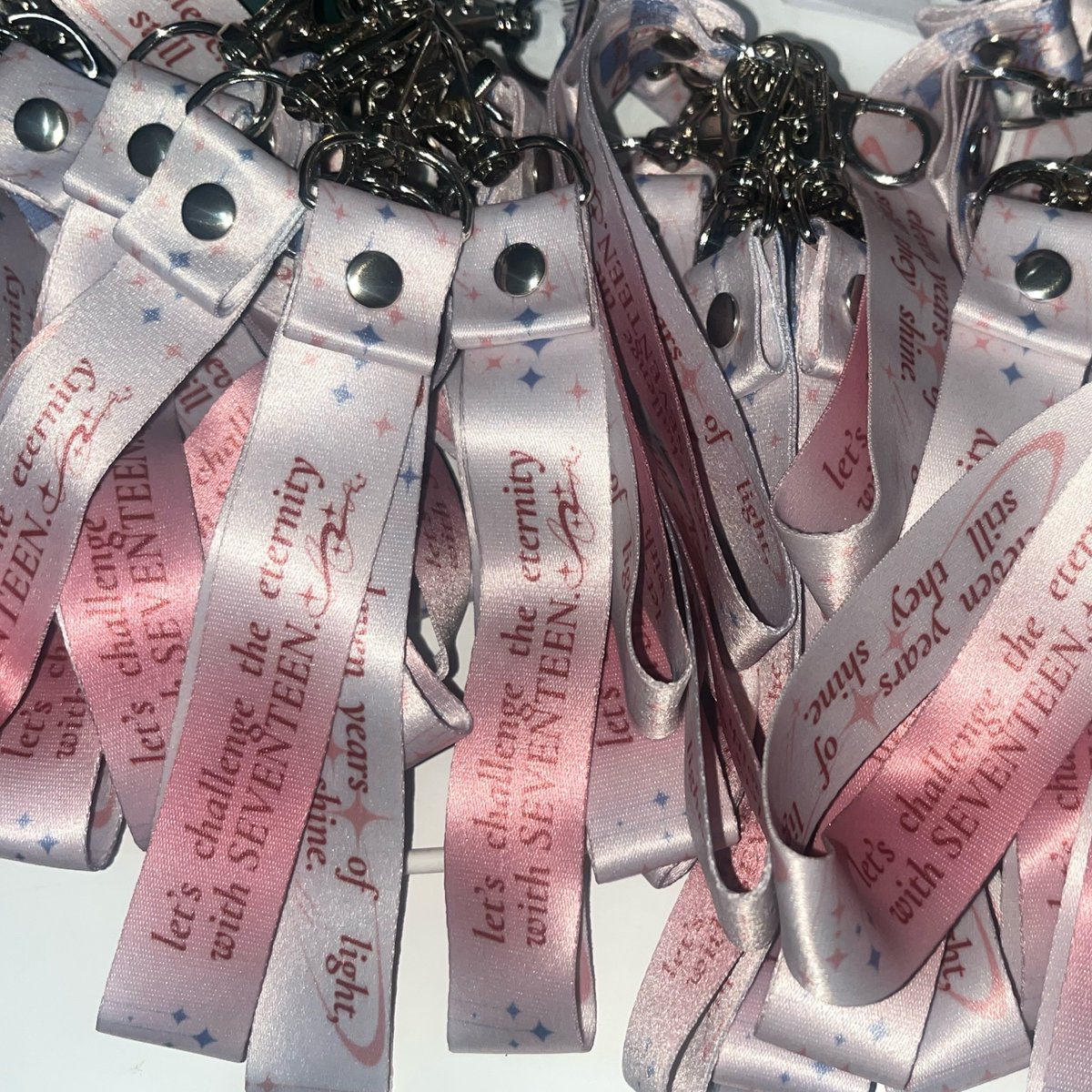 isla. tweet media