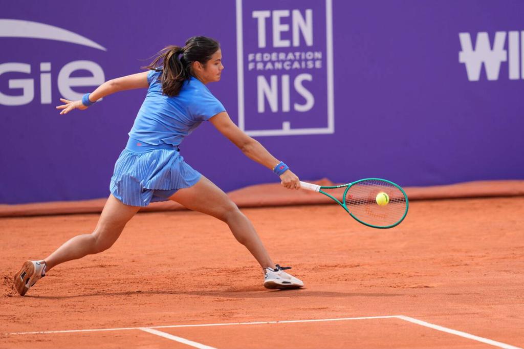 EMMA RADUCANU 🎾 tweet media