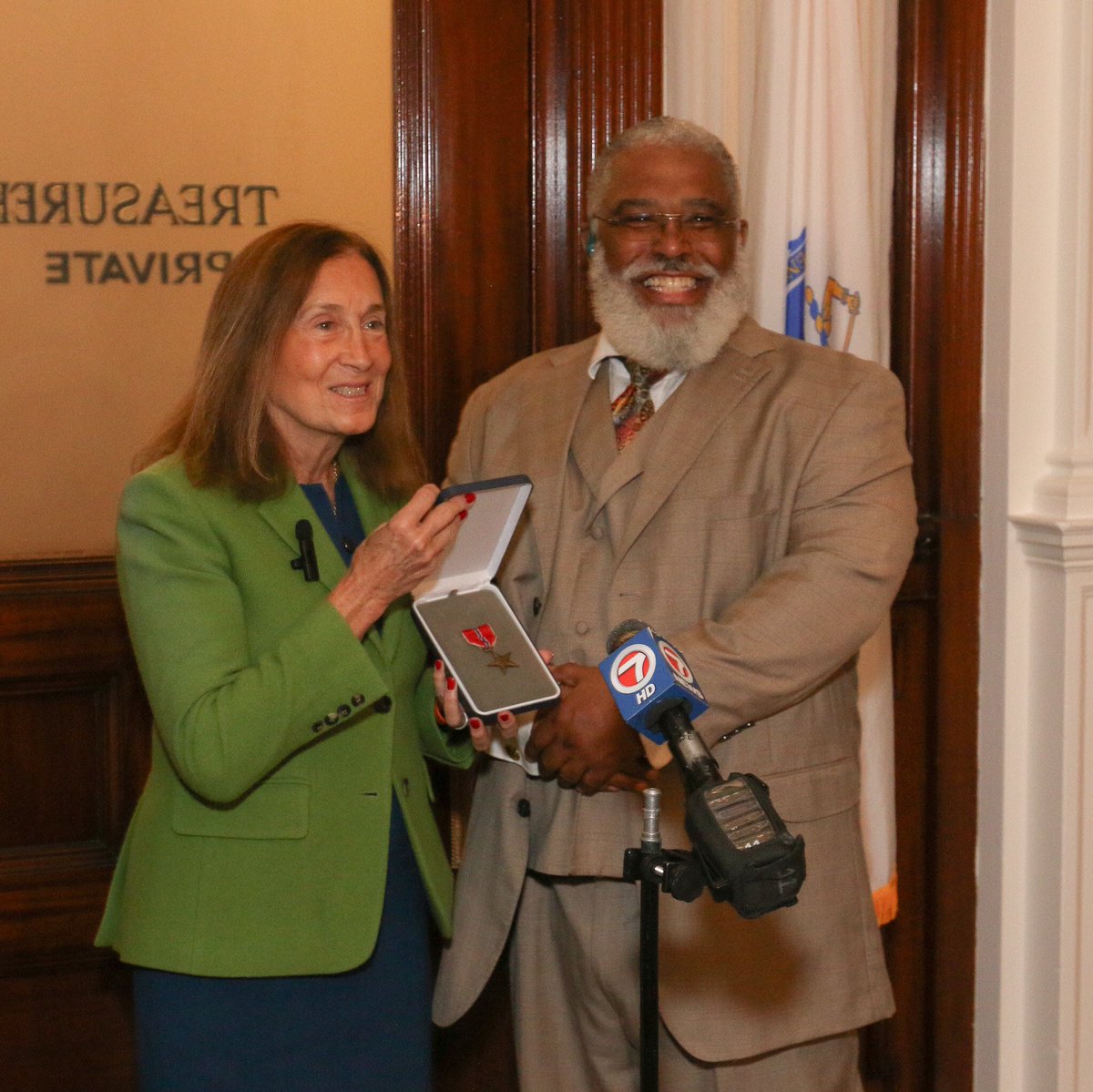 MassTreasury's tweet photo. Treasurer Goldberg and @FindMassMoney returned a Bronze Star Medal to the family of Staff Sgt. Walter Frye Sr. He earned it in the Korean War and also served in WWII and the Vietnam War. It was an honor to help return this medal to its rightful home. https://t.co/hU20pThuph
