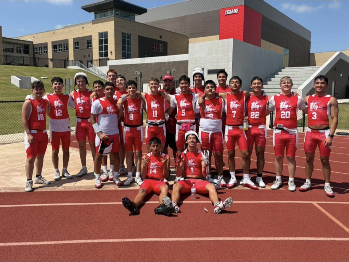 Gordo_Estrada3's tweet photo. Had a great weekend playing at the SQT at Justin Northwestern in Dallas. Finished 2-1 as a team but had a great time competing with my team‼️
(3 games played)
8 Receiving TDS 
1 INT (playing safety)
Couple of clips ⬇️
@KaleSteed @RandallSweet5 @806hsscmedia @TTU_Seank @TXTopTalent @sixstarfootball @PrepRedzoneTX @TrustMyEyesO @MathisGaius @PerrytonFB @Perryton_HC @Thamannjr @CoachWhiteDB1 @_CoachRuss_ @ShielWood @CoachShaw_Jake @nbuttscoach @schilling_coop