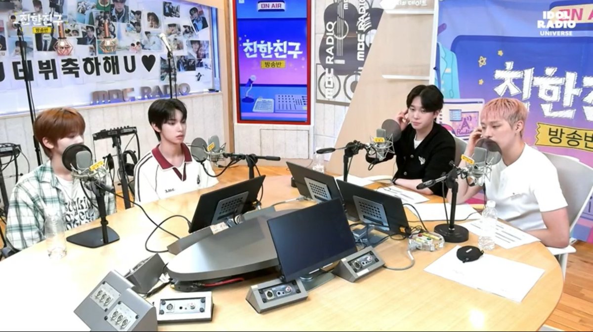 leedogiletsgo's tweet photo. 최리부 누가 건조기에 넣고 돌렸냐?
잔뜩 줄어들었잖아 https://t.co/4Qzh0AtAxH