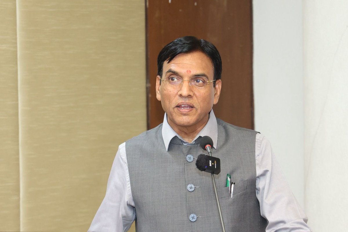 Dr Mansukh Mandaviya tweet media